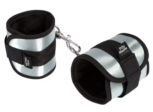 Satin &amp; fur handcuffs