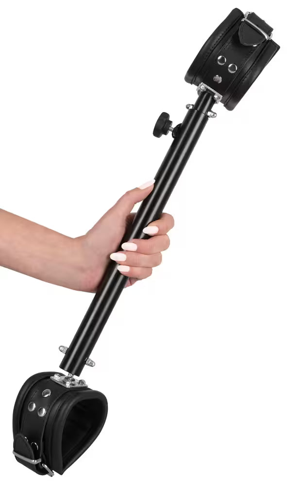 Sturdy metal spreader bar