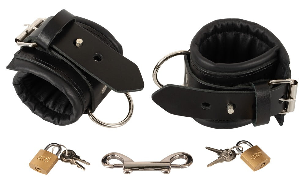 ZADO leather handcuffs