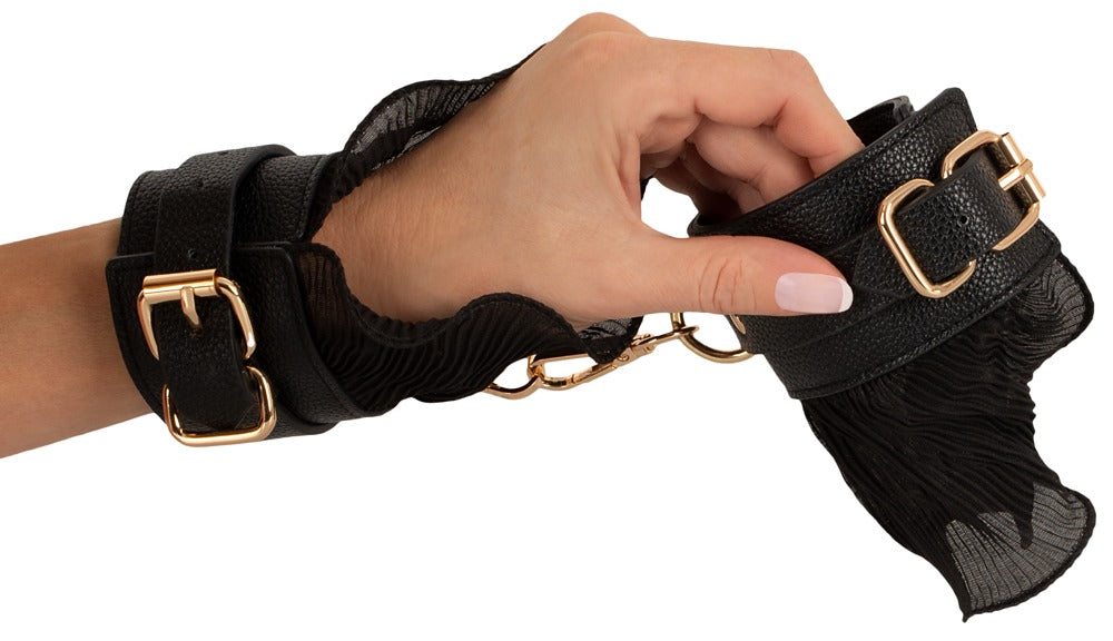 Bad Kitty Bondage Set with Handcuffs